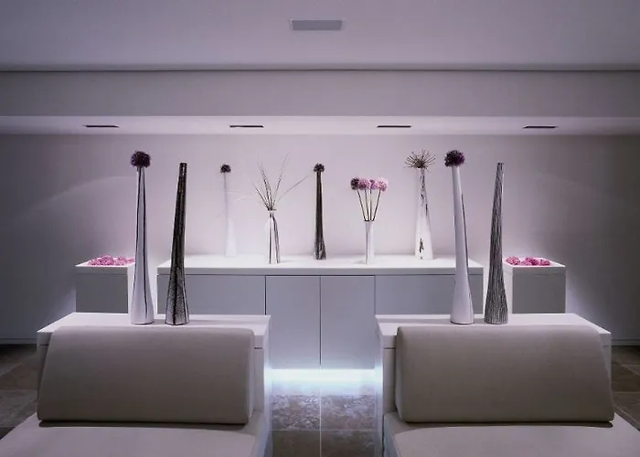 曼陀罗套房酒店 4*