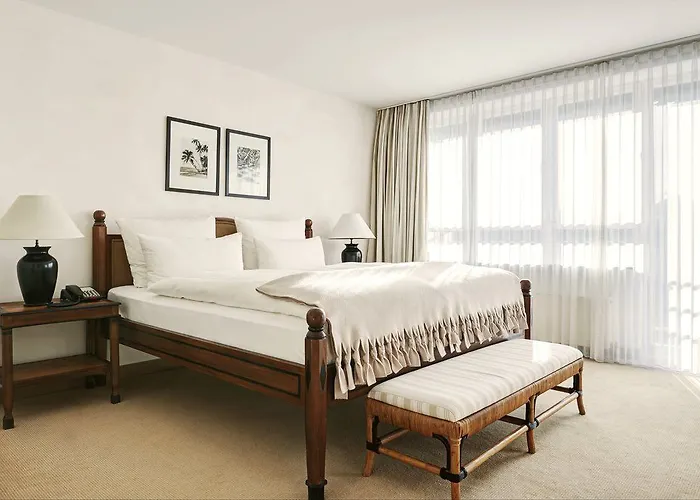 曼陀罗套房酒店 4*