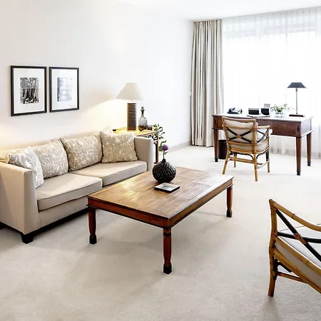 酒店 曼陀罗套房酒店 4*